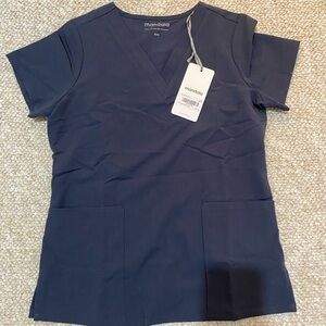 Mandala Scrubs Six Pocket Top Steel NWT